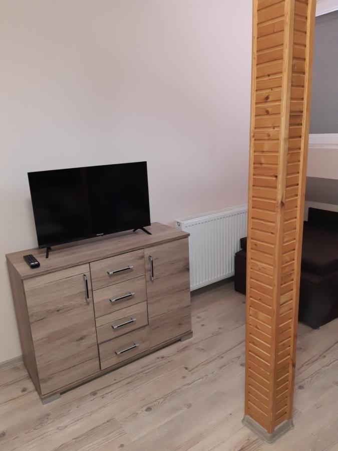Boglarka Apartman Дьюла Экстерьер фото